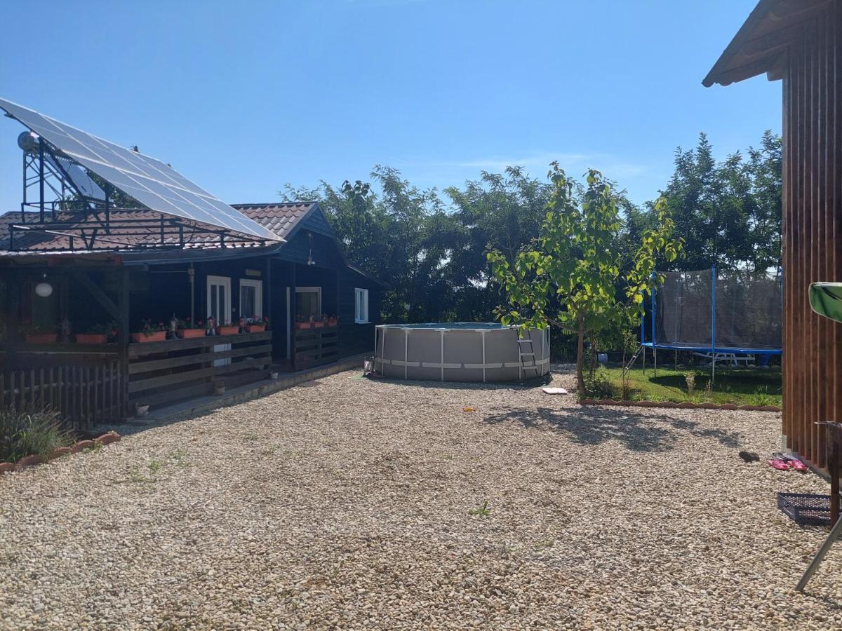 Cabana Oprisor Окна Сибиулуй Екстериор снимка