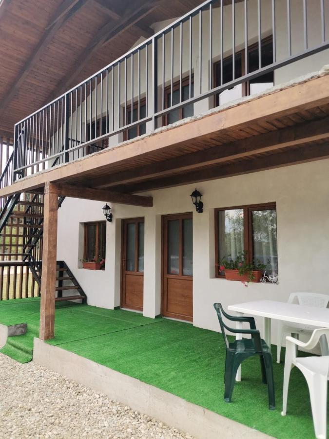 Cabana Oprisor Окна Сибиулуй Екстериор снимка