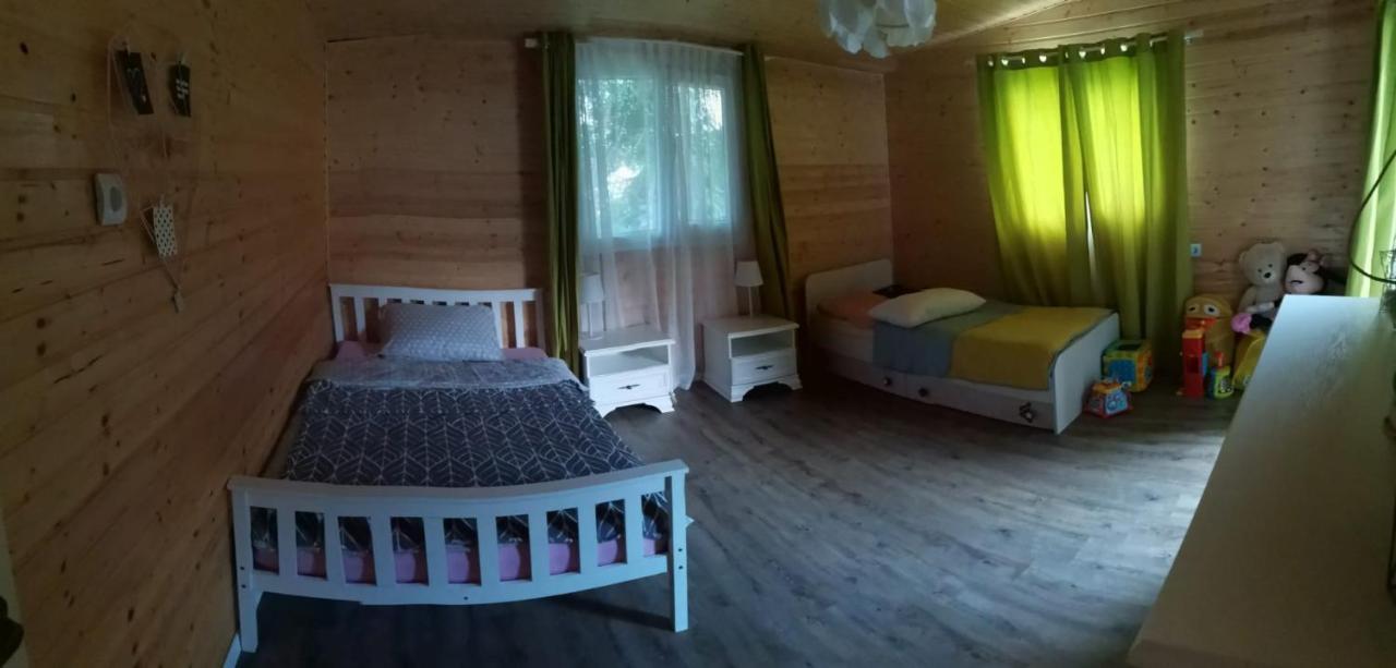 Cabana Oprisor Окна Сибиулуй Екстериор снимка